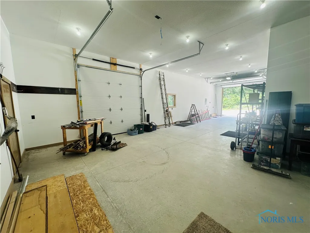 1673 Evan Drive, Defiance, Ohio 43512, 3 Bedrooms Bedrooms, 8 Rooms Rooms,3 BathroomsBathrooms,Residential,For Sale,Evan,6128608
