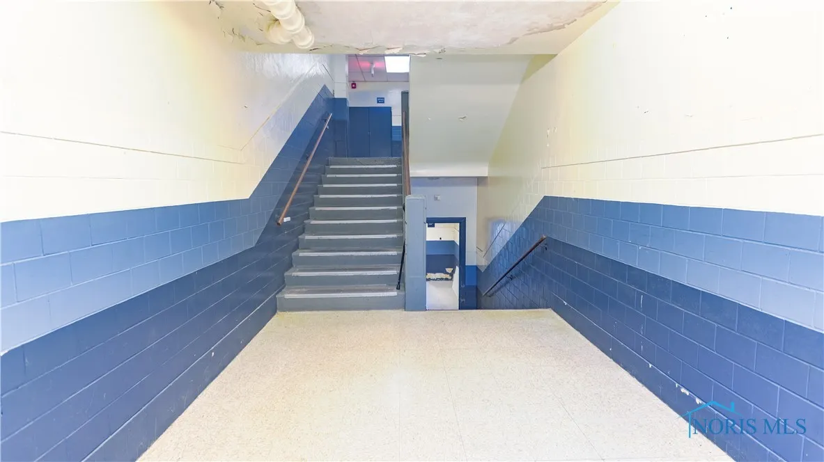 200 E Union Street, Walbridge, Ohio 43465, ,Commercial Sale,For Sale,Union,6128611