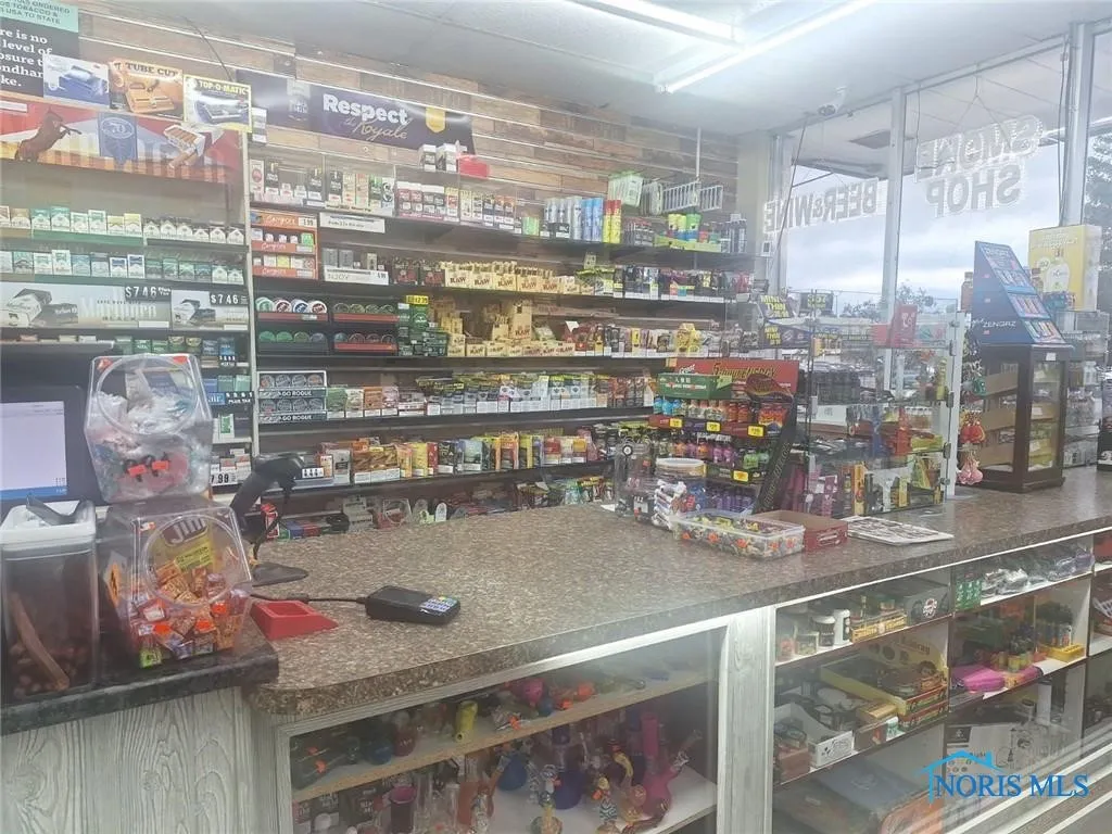 2425 Key Street, Toledo, Ohio 43614, ,Commercial Sale,For Sale,Key,6128651