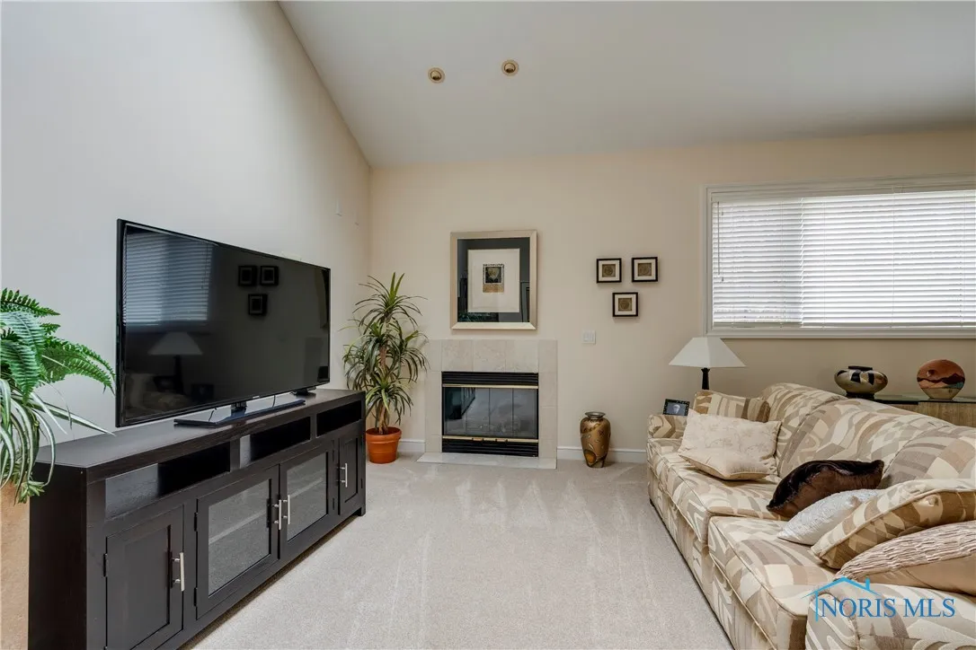 4354 Corey Road, Toledo, Ohio 43623, 4 Bedrooms Bedrooms, 9 Rooms Rooms,4 BathroomsBathrooms,Residential,For Sale,Corey,6128354