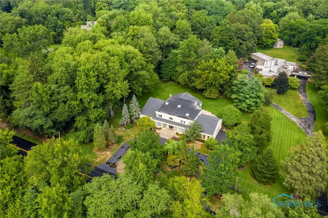 4354 Corey Road, Toledo, Ohio 43623, 4 Bedrooms Bedrooms, 9 Rooms Rooms,4 BathroomsBathrooms,Residential,For Sale,Corey,6128354