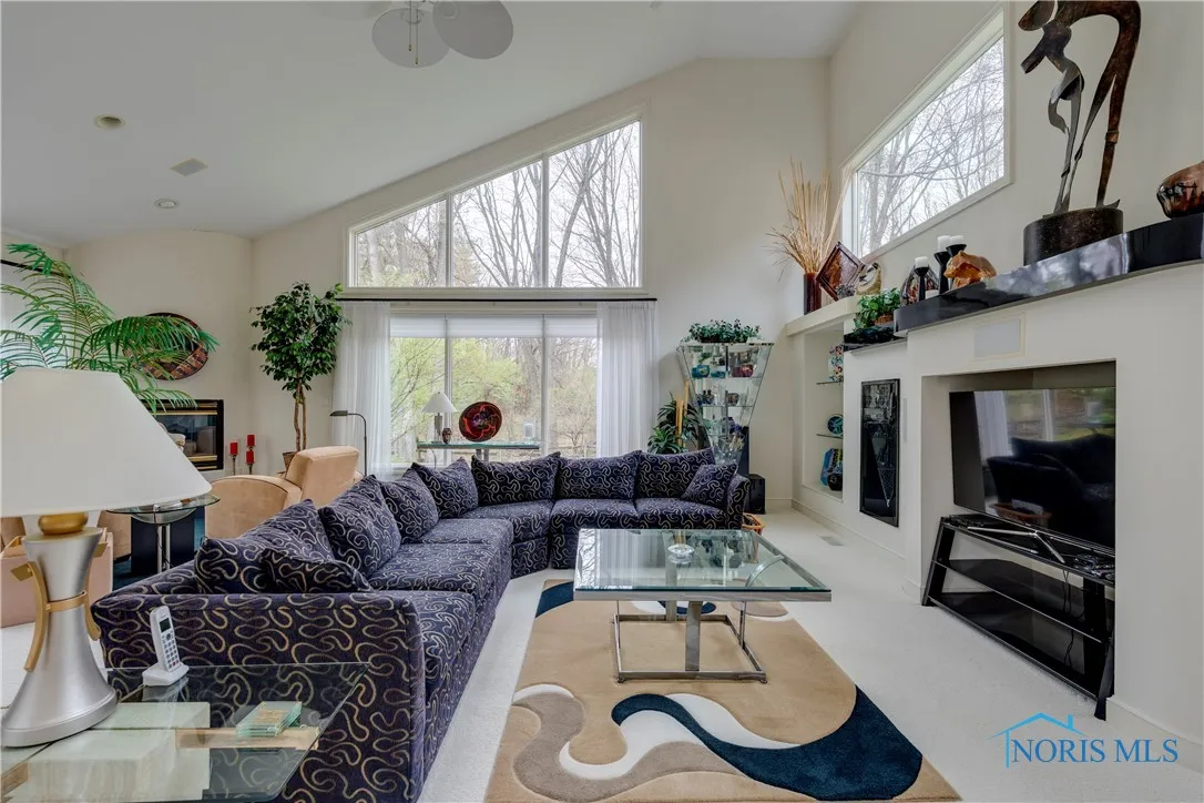 4354 Corey Road, Toledo, Ohio 43623, 4 Bedrooms Bedrooms, 9 Rooms Rooms,4 BathroomsBathrooms,Residential,For Sale,Corey,6128354