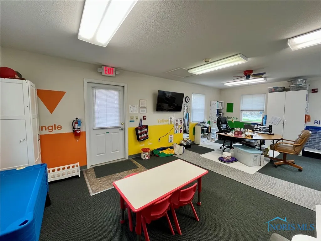 211 Emerald Road, Paulding, Ohio 45879, ,Commercial Sale,For Sale,Emerald,6128769