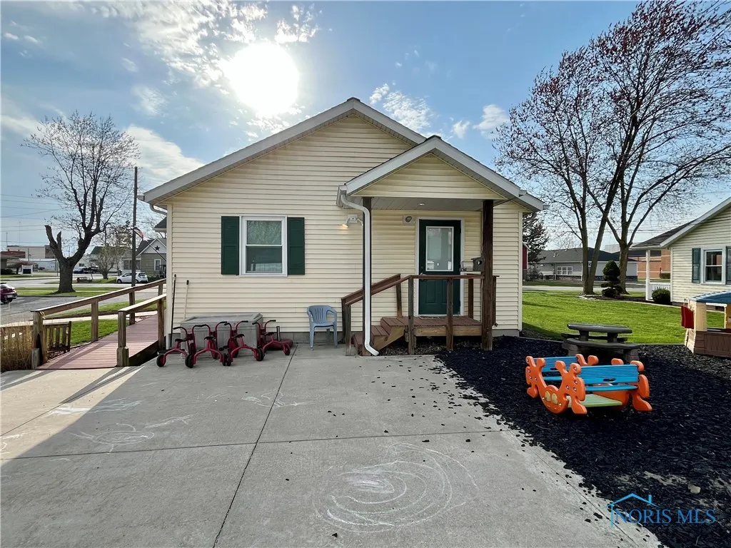 211 Emerald Road, Paulding, Ohio 45879, ,Commercial Sale,For Sale,Emerald,6128769