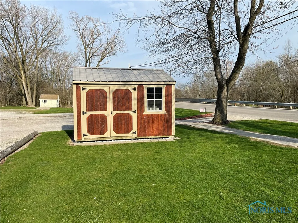 211 Emerald Road, Paulding, Ohio 45879, ,Commercial Sale,For Sale,Emerald,6128769