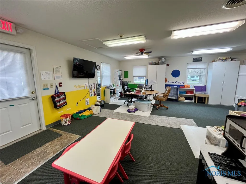 211 Emerald Road, Paulding, Ohio 45879, ,Commercial Sale,For Sale,Emerald,6128769
