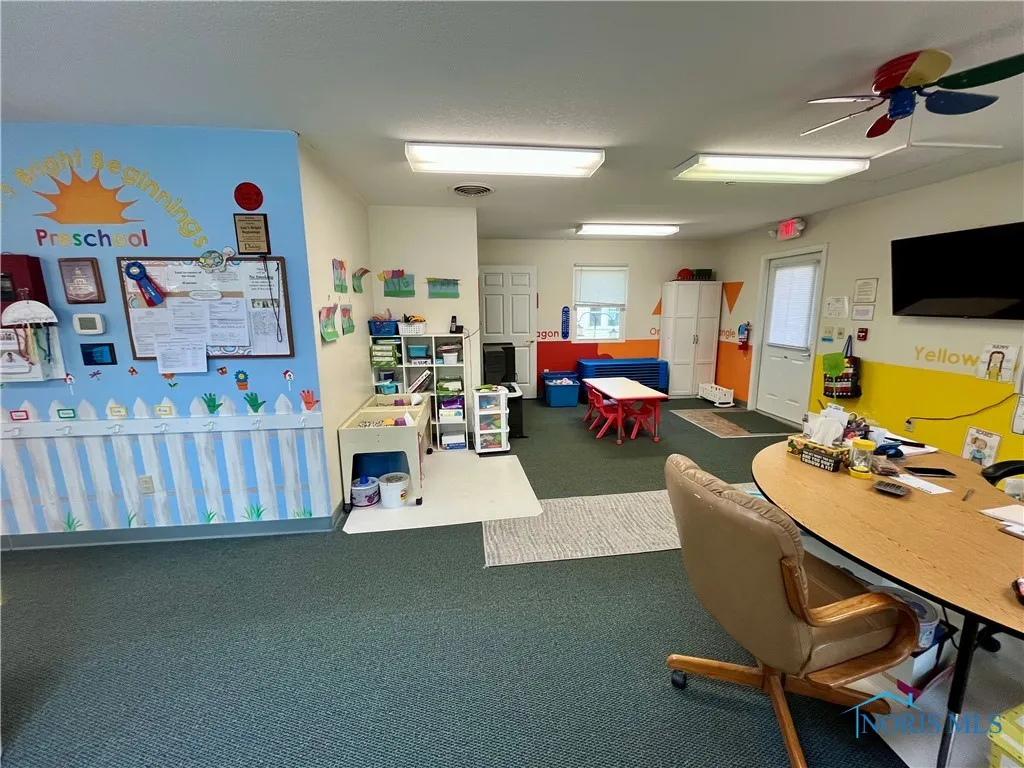 211 Emerald Road, Paulding, Ohio 45879, ,Commercial Sale,For Sale,Emerald,6128769