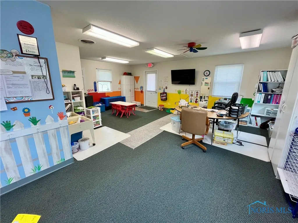 211 Emerald Road, Paulding, Ohio 45879, ,Commercial Sale,For Sale,Emerald,6128769