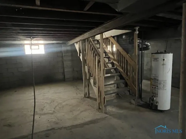 1541 Booth Avenue, Toledo, Ohio 43608, 3 Bedrooms Bedrooms, 5 Rooms Rooms,1 BathroomBathrooms,Residential,For Sale,Booth,6128817