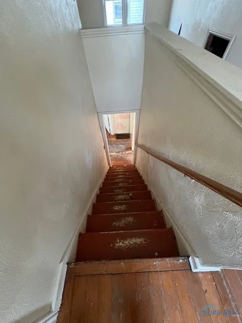 1541 Booth Avenue, Toledo, Ohio 43608, 3 Bedrooms Bedrooms, 5 Rooms Rooms,1 BathroomBathrooms,Residential,For Sale,Booth,6128817