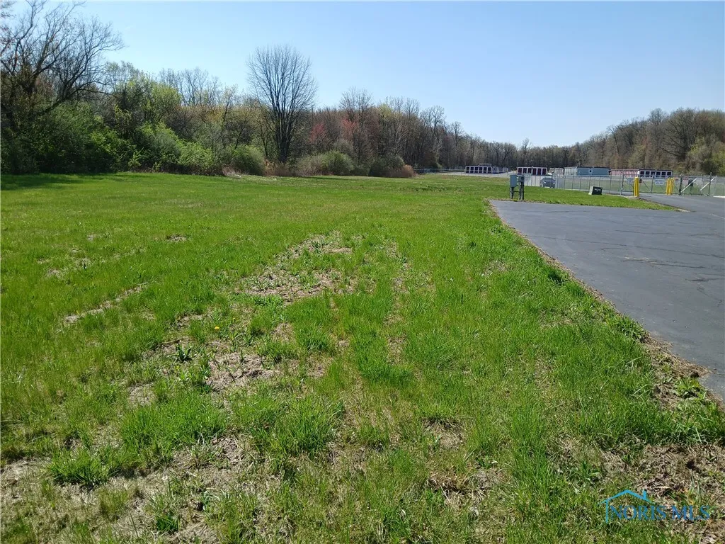 8939 Airport Highway, Holland, Ohio 43528, ,Land,For Sale,Airport,6128843