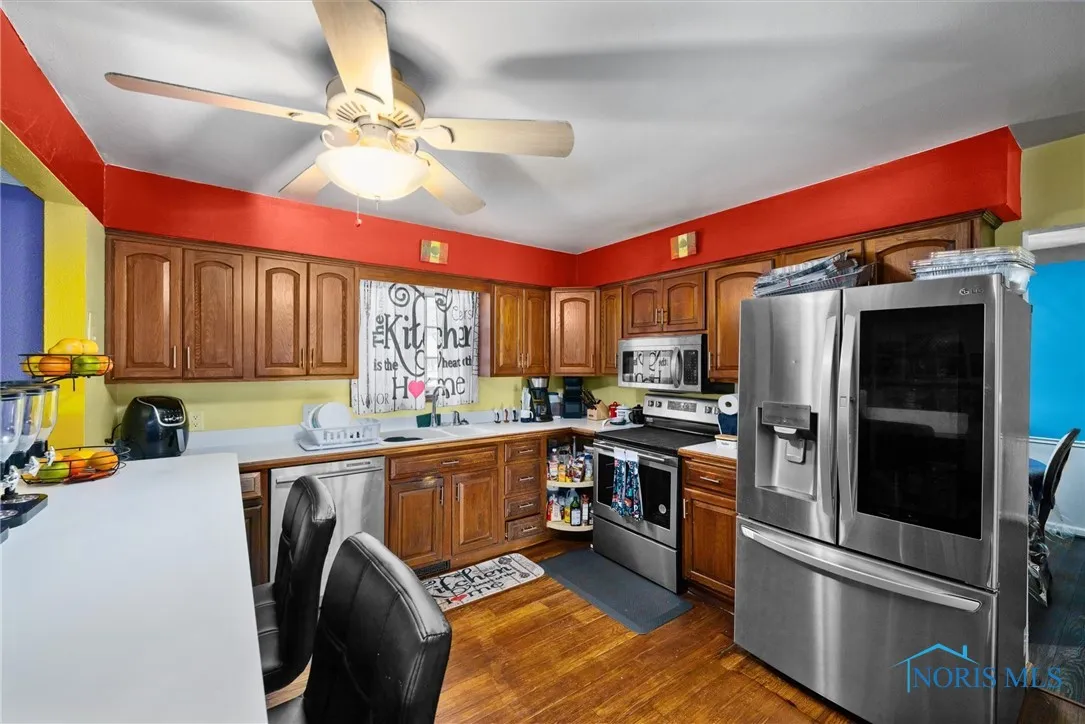 1705 Archwood Lane, Toledo, Ohio 43614, 4 Bedrooms Bedrooms, 7 Rooms Rooms,3 BathroomsBathrooms,Residential,For Sale,Archwood,6128839