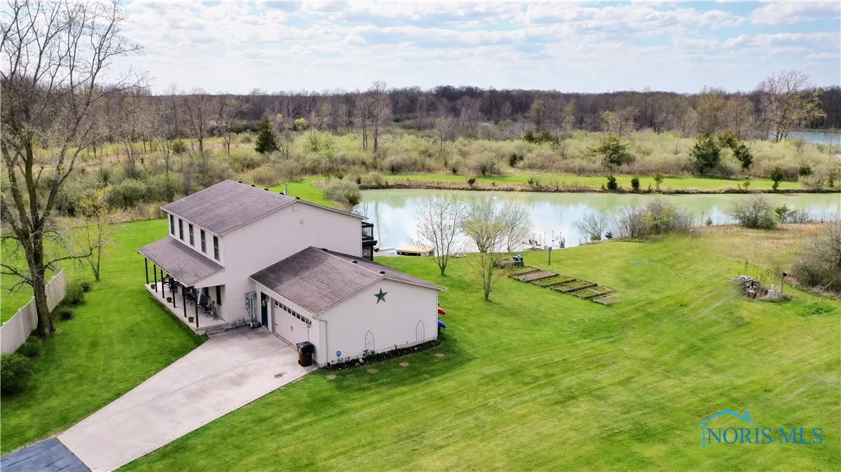 5130 Lake Shore Drive, Defiance, Ohio 43512, 4 Bedrooms Bedrooms, 11 Rooms Rooms,3 BathroomsBathrooms,Residential,For Sale,Lake Shore,6129175