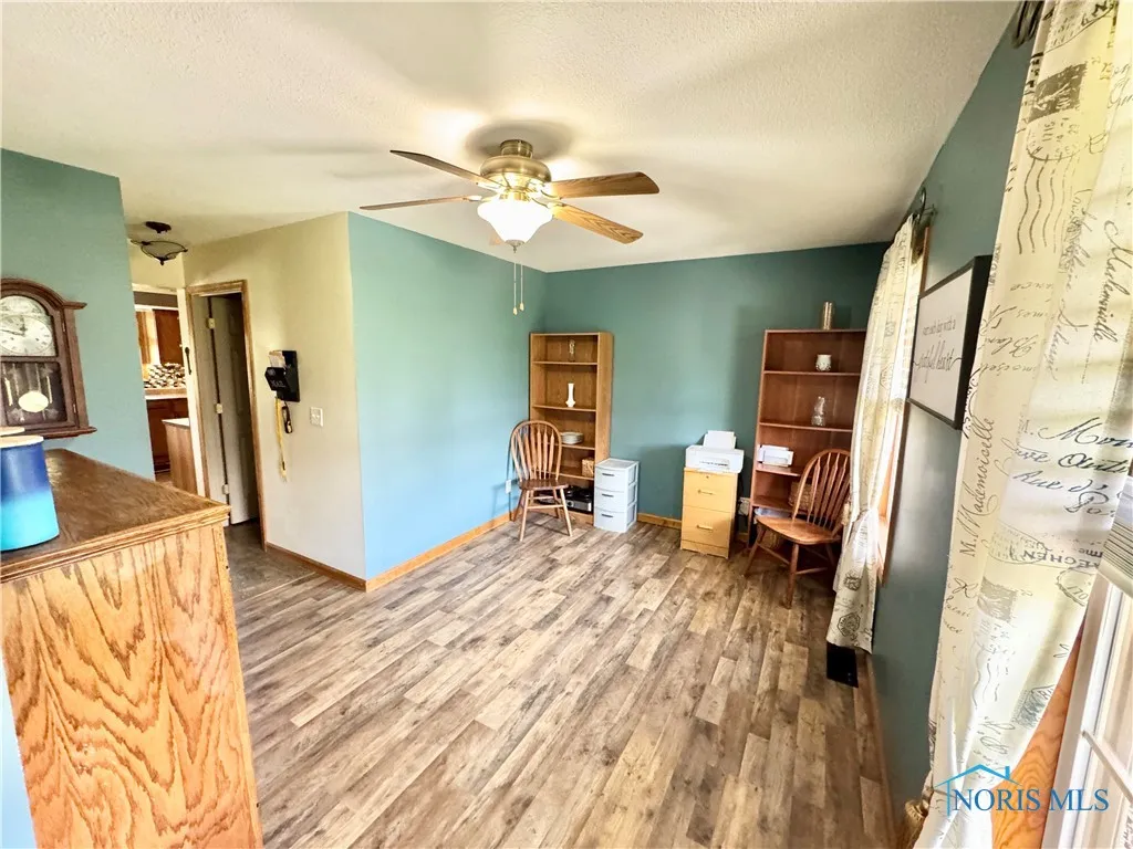 5130 Lake Shore Drive, Defiance, Ohio 43512, 4 Bedrooms Bedrooms, 11 Rooms Rooms,3 BathroomsBathrooms,Residential,For Sale,Lake Shore,6129175
