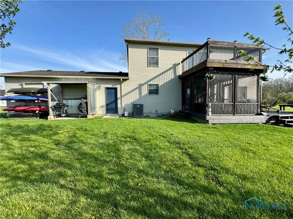 5130 Lake Shore Drive, Defiance, Ohio 43512, 4 Bedrooms Bedrooms, 11 Rooms Rooms,3 BathroomsBathrooms,Residential,For Sale,Lake Shore,6129175