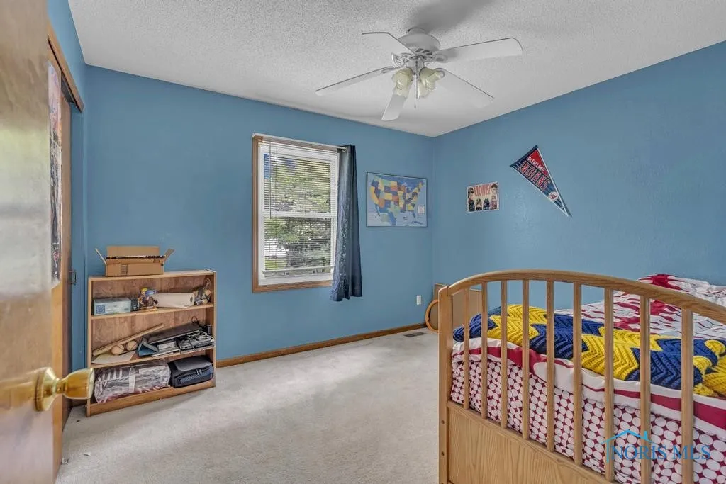 3739 Wild Pheasant Lane, Sylvania, Ohio 43560, 4 Bedrooms Bedrooms, 9 Rooms Rooms,3 BathroomsBathrooms,Residential,For Sale,Wild Pheasant,6129202