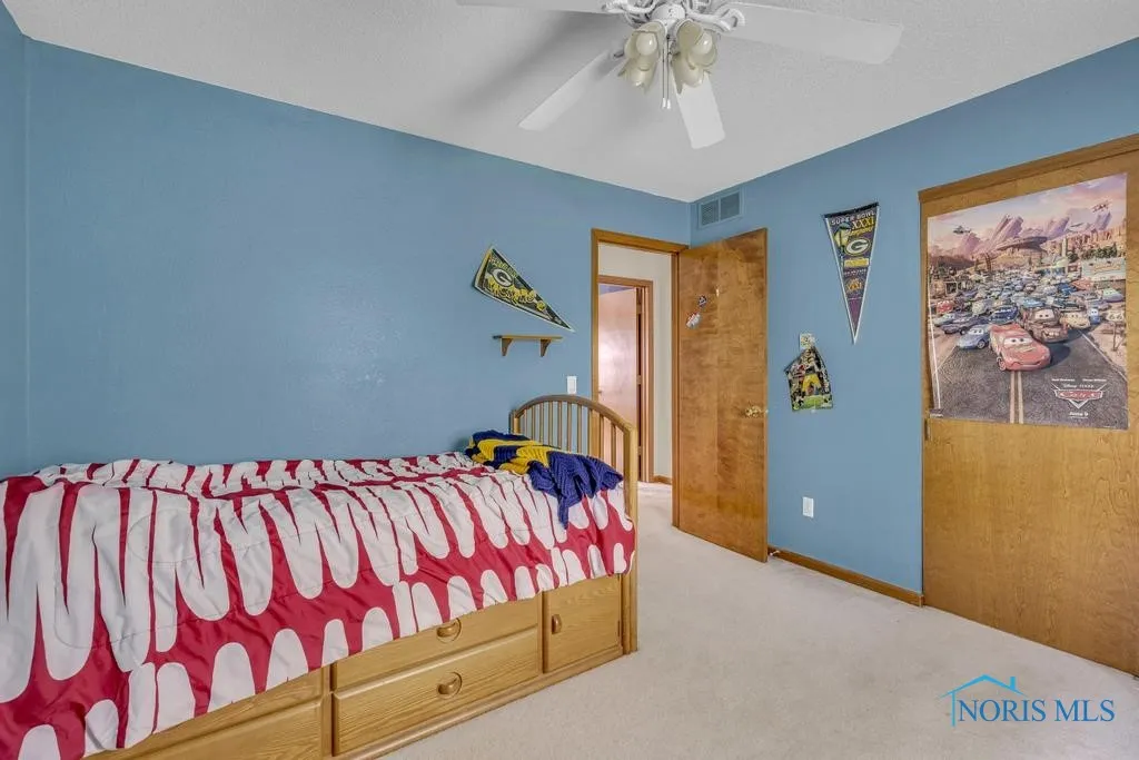 3739 Wild Pheasant Lane, Sylvania, Ohio 43560, 4 Bedrooms Bedrooms, 9 Rooms Rooms,3 BathroomsBathrooms,Residential,For Sale,Wild Pheasant,6129202