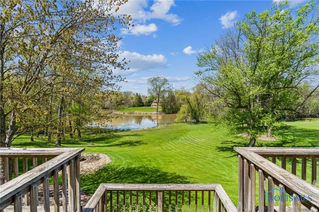 125 W Woodmere Drive, Tiffin, Ohio 44883, 6 Bedrooms Bedrooms, 13 Rooms Rooms,5 BathroomsBathrooms,Residential,For Sale,Woodmere,6129263
