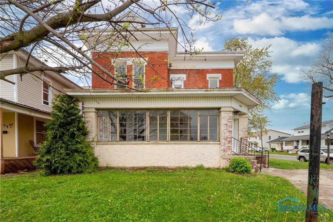 300 W Front Street, Findlay, Ohio 45840, ,Commercial Sale,For Sale,Front,6129251