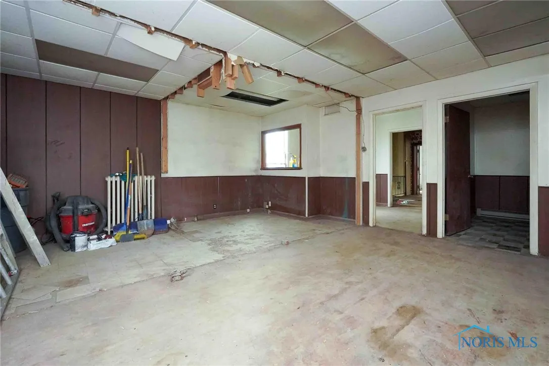 300 W Front Street, Findlay, Ohio 45840, ,Commercial Sale,For Sale,Front,6129251