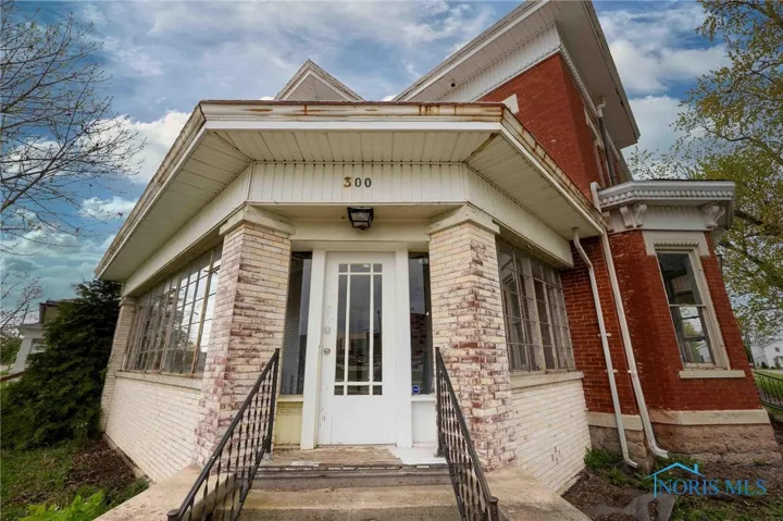 300 W Front Street, Findlay, Ohio 45840, ,Commercial Sale,For Sale,Front,6129251