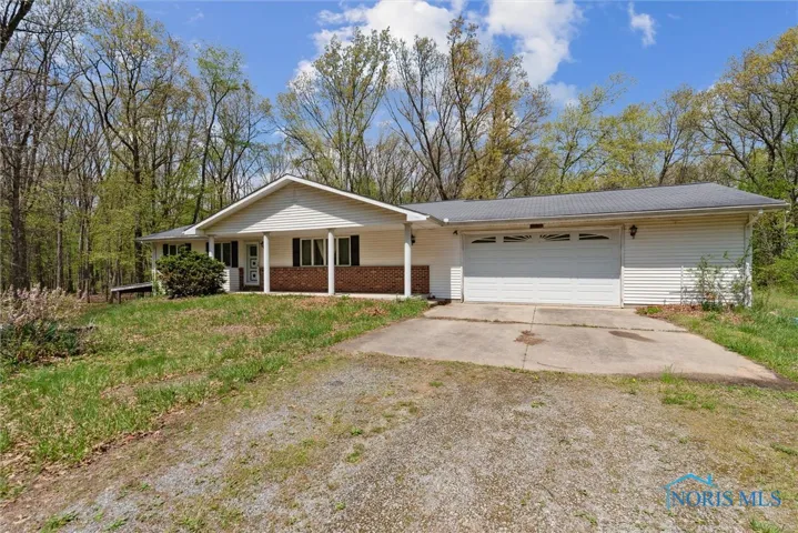 12500 County Road L, Wauseon, Ohio 43567, 4 Bedrooms Bedrooms, 9 Rooms Rooms,3 BathroomsBathrooms,Residential,For Sale,County Road L,6129336