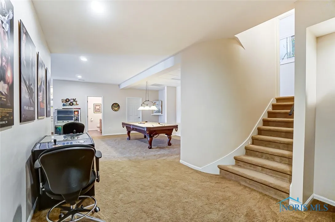 18630 Township Road 251, Findlay, Ohio 45840, 4 Bedrooms Bedrooms, 16 Rooms Rooms,6 BathroomsBathrooms,Residential,For Sale,Township Road 251,6129165