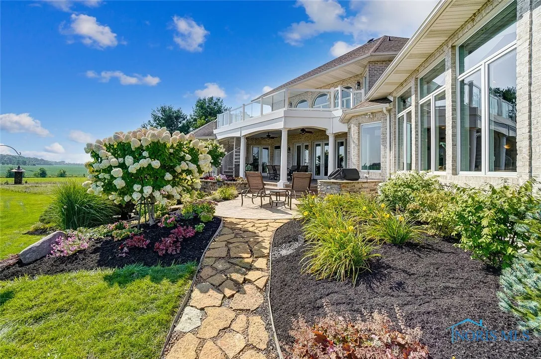 18630 Township Road 251, Findlay, Ohio 45840, 4 Bedrooms Bedrooms, 16 Rooms Rooms,6 BathroomsBathrooms,Residential,For Sale,Township Road 251,6129165
