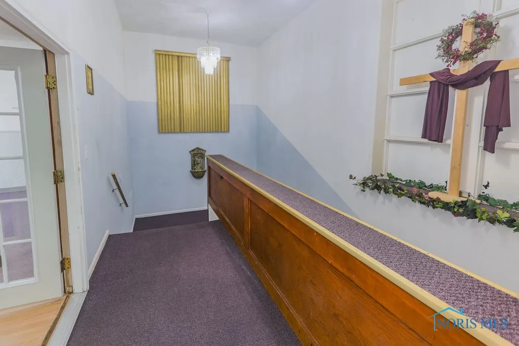 1701 Stahlwood Avenue, Toledo, Ohio 43613, ,Commercial Sale,For Sale,Stahlwood,6129362