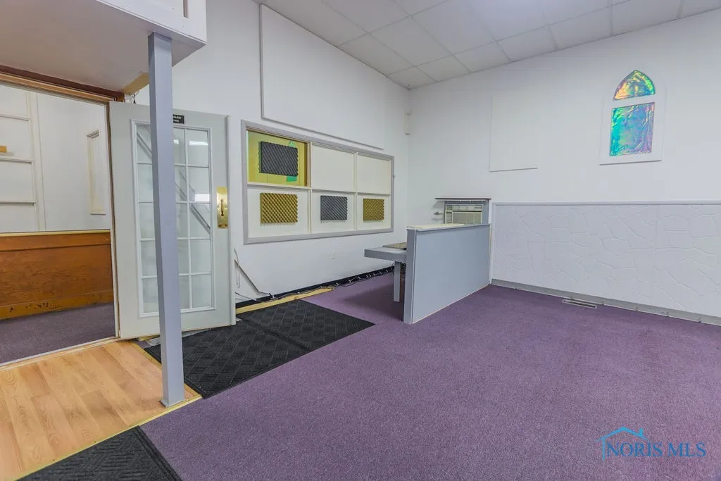 1701 Stahlwood Avenue, Toledo, Ohio 43613, ,Commercial Sale,For Sale,Stahlwood,6129362