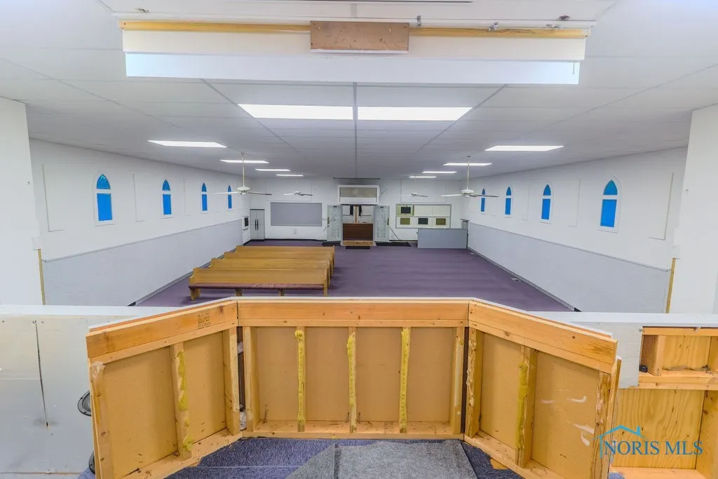 1701 Stahlwood Avenue, Toledo, Ohio 43613, ,Commercial Sale,For Sale,Stahlwood,6129362