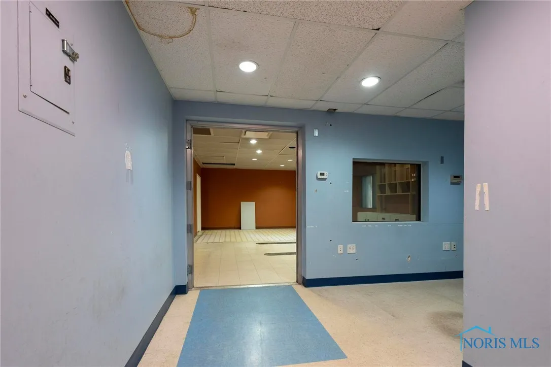 3900 Sunforest Court 1n, Toledo, Ohio 43623, ,Commercial Sale,For Sale,Sunforest,6129417