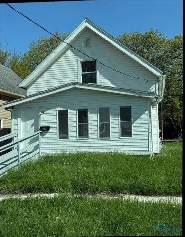 1821 Ridgewood Avenue, Toledo, Ohio 43608, 3 Bedrooms Bedrooms, 8 Rooms Rooms,1 BathroomBathrooms,Residential,For Sale,Ridgewood,6129645