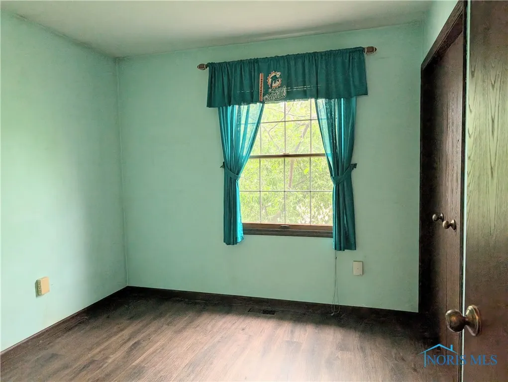 1270 S Park Lane, Wauseon, Ohio 43567, 3 Bedrooms Bedrooms, 9 Rooms Rooms,2 BathroomsBathrooms,Residential,For Sale,Park,6129691