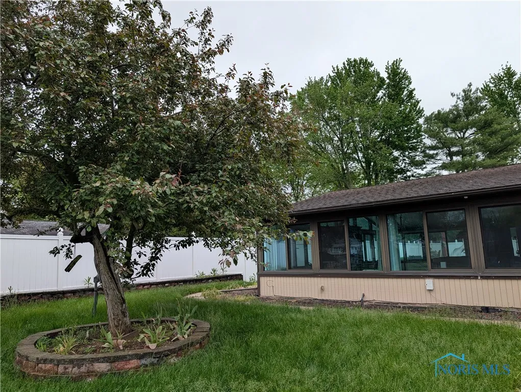 1270 S Park Lane, Wauseon, Ohio 43567, 3 Bedrooms Bedrooms, 9 Rooms Rooms,2 BathroomsBathrooms,Residential,For Sale,Park,6129691