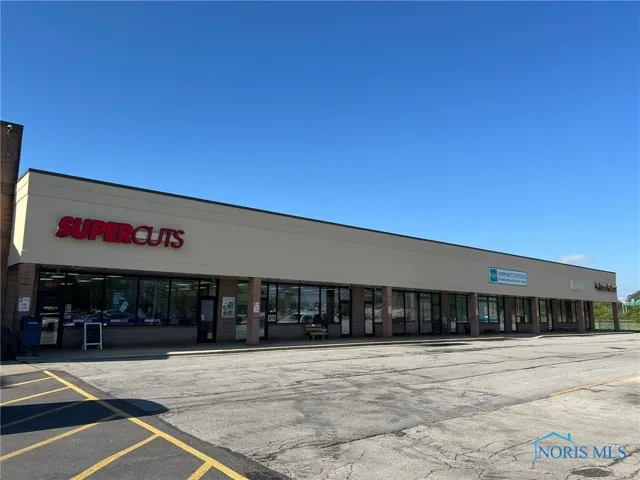 2026 E Harbor Road D, Port Clinton, Ohio 43452, ,Commercial Sale,For Sale,Harbor,6129891
