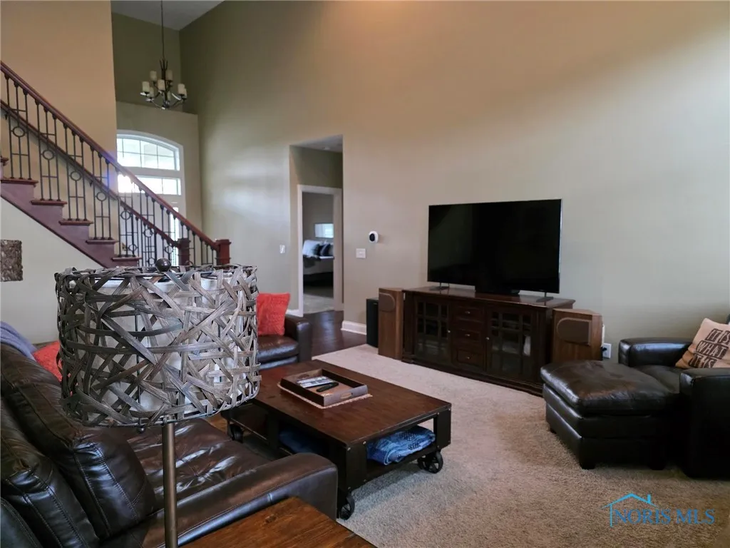 25450 Seminary Road, Perrysburg, Ohio 43551, 4 Bedrooms Bedrooms, 9 Rooms Rooms,5 BathroomsBathrooms,Residential,For Sale,Seminary,6129709
