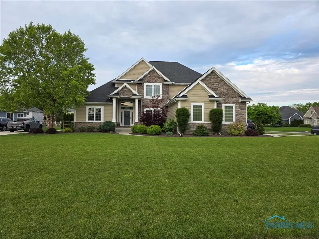 25450 Seminary Road, Perrysburg, Ohio 43551, 4 Bedrooms Bedrooms, 9 Rooms Rooms,5 BathroomsBathrooms,Residential,For Sale,Seminary,6129709