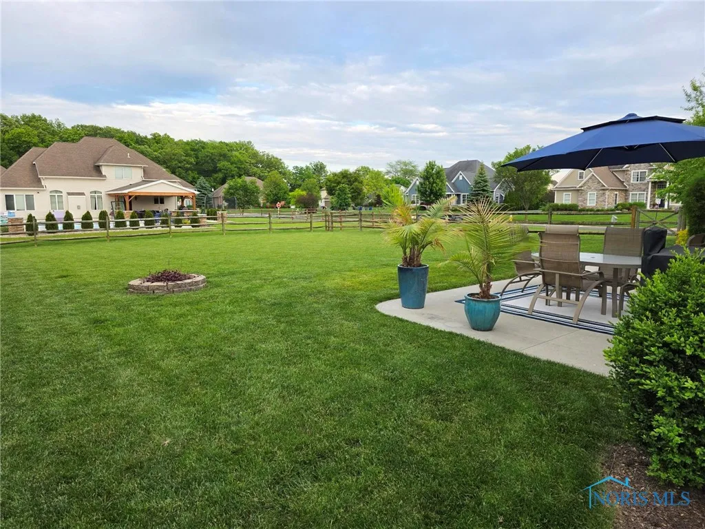 25450 Seminary Road, Perrysburg, Ohio 43551, 4 Bedrooms Bedrooms, 9 Rooms Rooms,5 BathroomsBathrooms,Residential,For Sale,Seminary,6129709