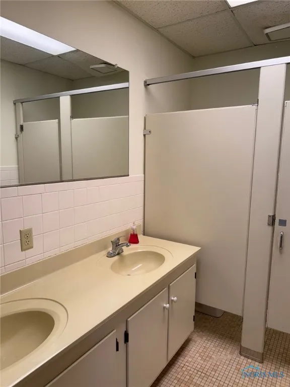 1216 Michigan Avenue, Waterville, Ohio 43566, ,Commercial Sale,For Sale,Michigan,6129927
