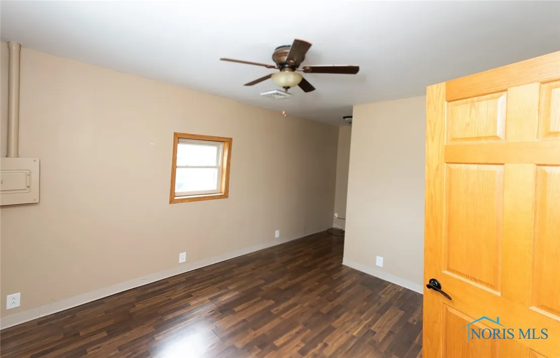 1121 W Main Cross Street, Findlay, Ohio 45840, ,Commercial Sale,For Sale,Main Cross,6129972