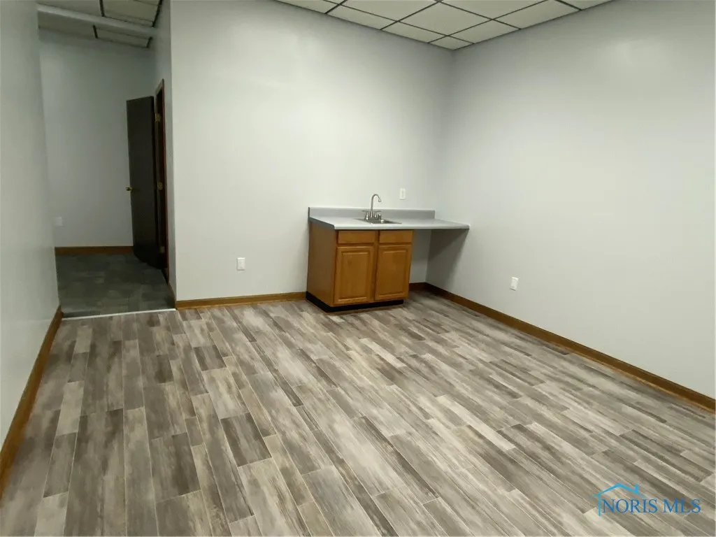 110 S Main Street, Findlay, Ohio 45840, ,Commercial Lease,For Rent,Main,6129983