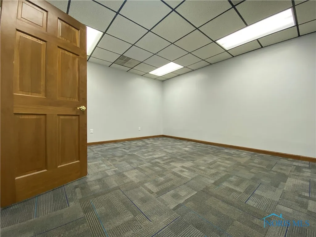 110 S Main Street, Findlay, Ohio 45840, ,Commercial Lease,For Rent,Main,6129983
