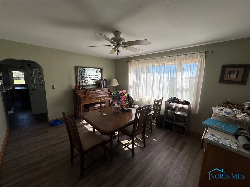 5412 Evansport Road, Defiance, Ohio 43512, 3 Bedrooms Bedrooms, 8 Rooms Rooms,1 BathroomBathrooms,Residential,For Sale,Evansport,6130123