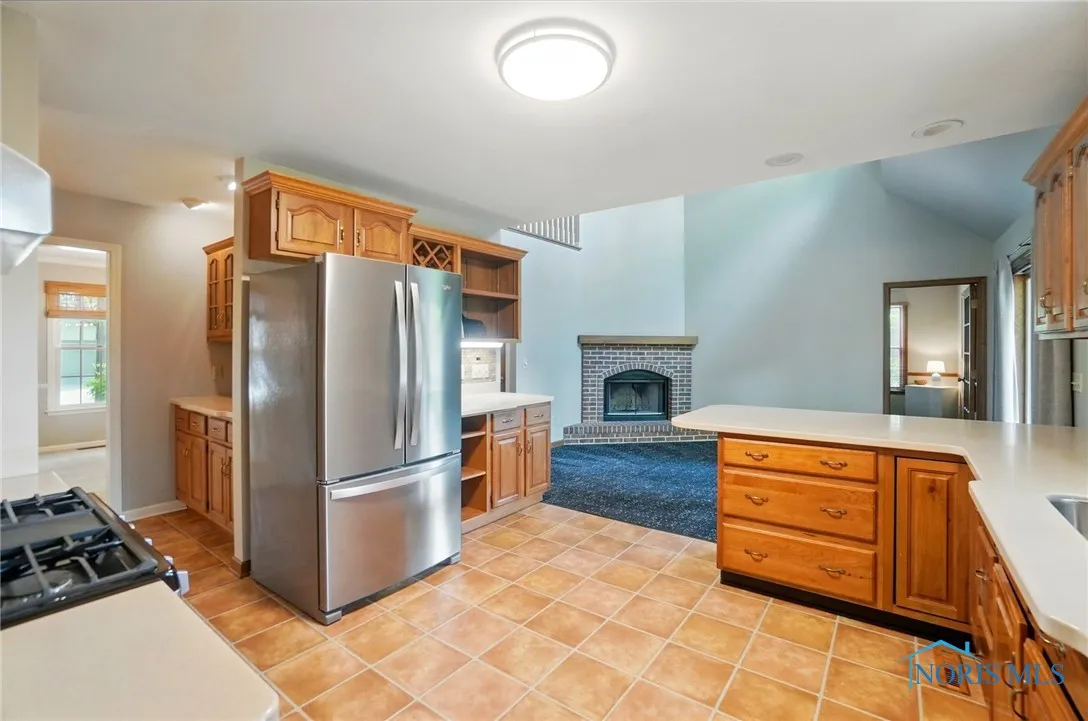 1301 Forest Park, Findlay, Ohio 45840, 3 Bedrooms Bedrooms, 8 Rooms Rooms,3 BathroomsBathrooms,Residential,For Sale,Forest,6130192