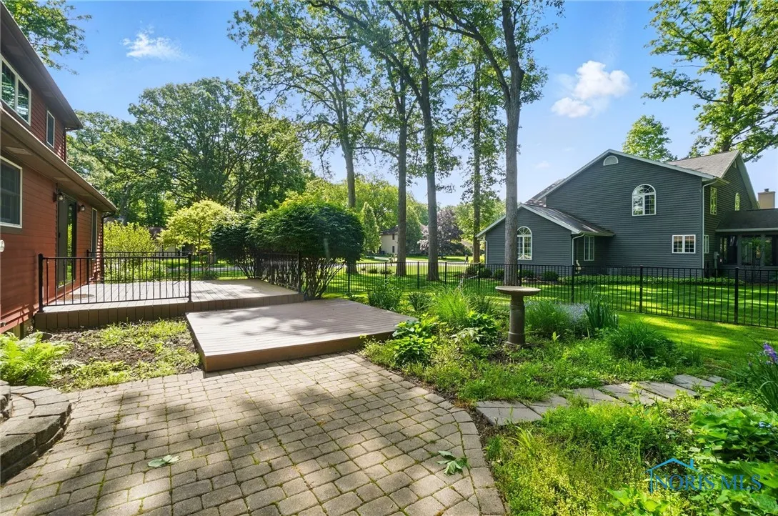 1301 Forest Park, Findlay, Ohio 45840, 3 Bedrooms Bedrooms, 8 Rooms Rooms,3 BathroomsBathrooms,Residential,For Sale,Forest,6130192