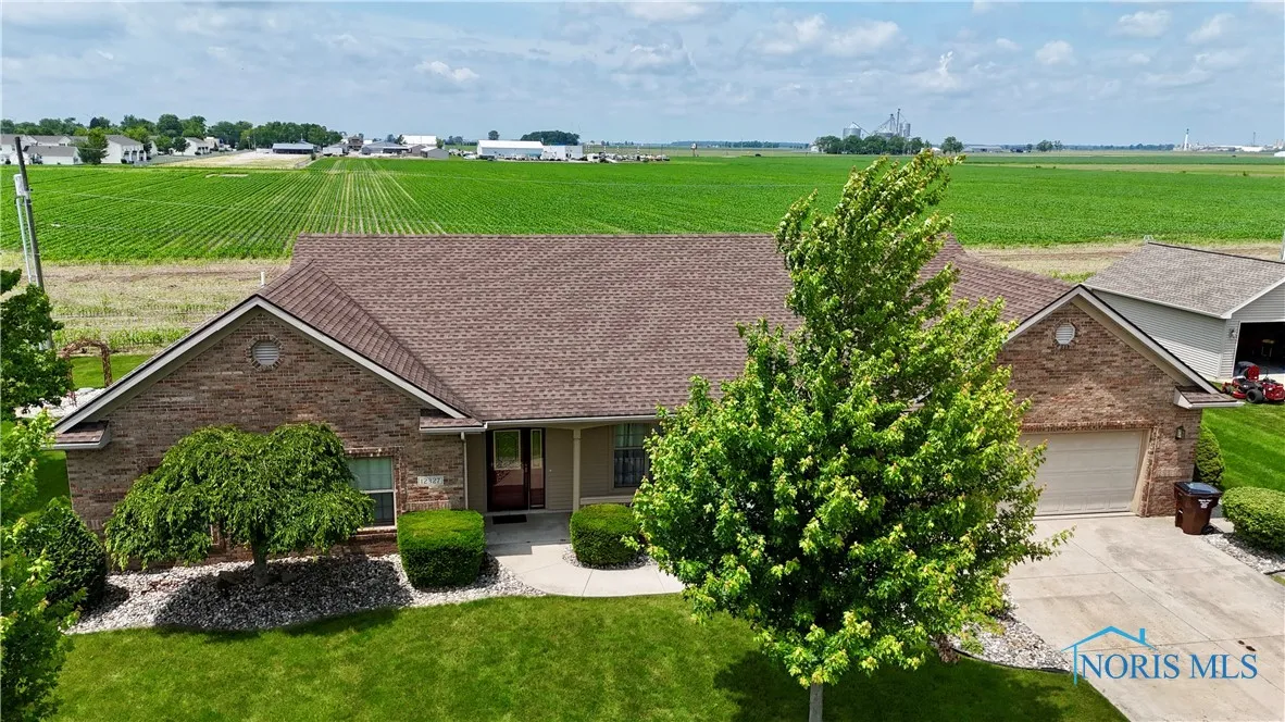 12327 Buckeye Drive, Paulding, Ohio 45879, 3 Bedrooms Bedrooms, 8 Rooms Rooms,3 BathroomsBathrooms,Residential,For Sale,Buckeye,6130180
