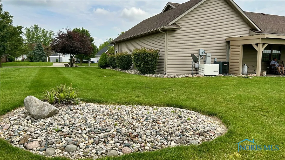 12327 Buckeye Drive, Paulding, Ohio 45879, 3 Bedrooms Bedrooms, 8 Rooms Rooms,3 BathroomsBathrooms,Residential,For Sale,Buckeye,6130180