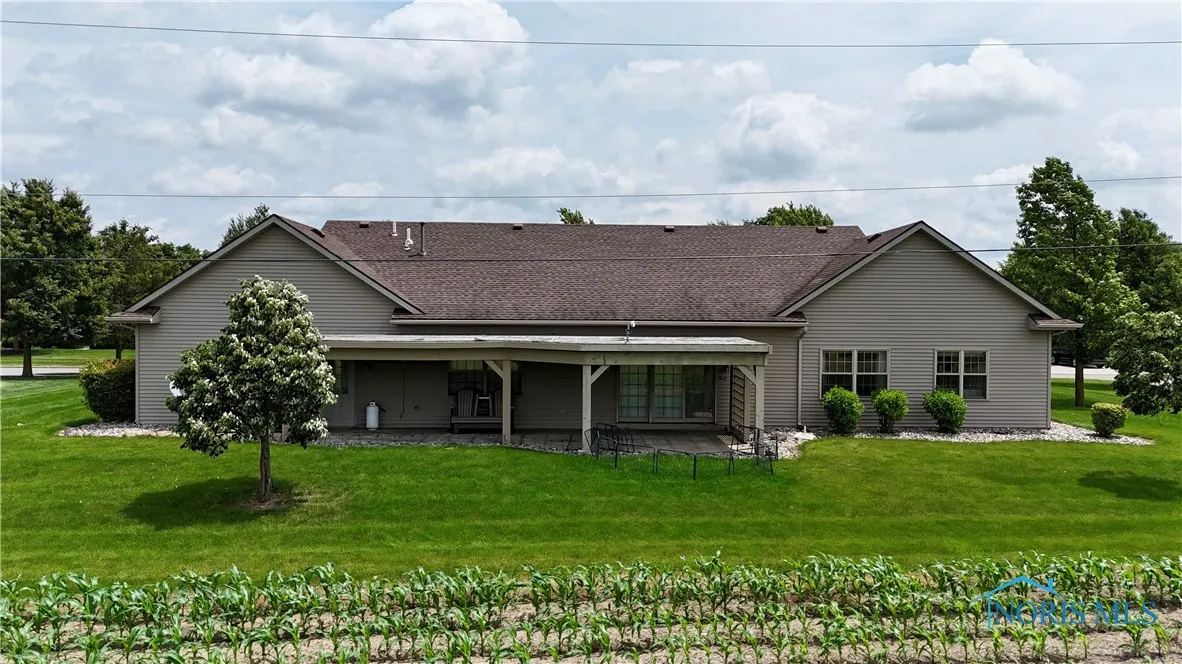 12327 Buckeye Drive, Paulding, Ohio 45879, 3 Bedrooms Bedrooms, 8 Rooms Rooms,3 BathroomsBathrooms,Residential,For Sale,Buckeye,6130180