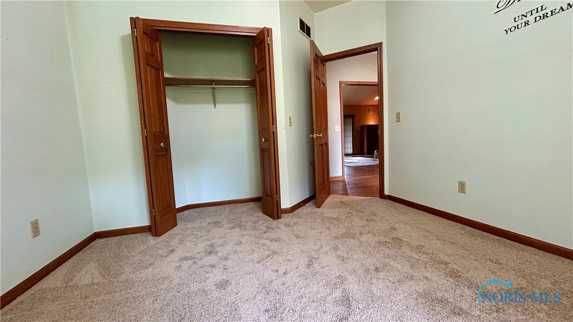 12327 Buckeye Drive, Paulding, Ohio 45879, 3 Bedrooms Bedrooms, 8 Rooms Rooms,3 BathroomsBathrooms,Residential,For Sale,Buckeye,6130180